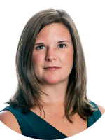 web-headshots_adrienne-mcgibbon_20230821_01.png