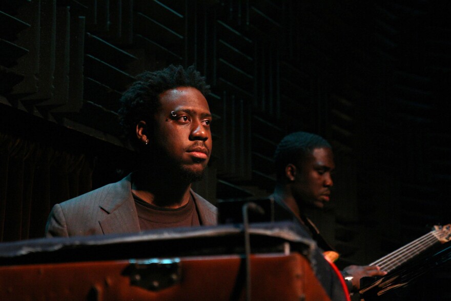 Robert Glasper performs on April 6, 2007 at Joe's Pub in New York City.