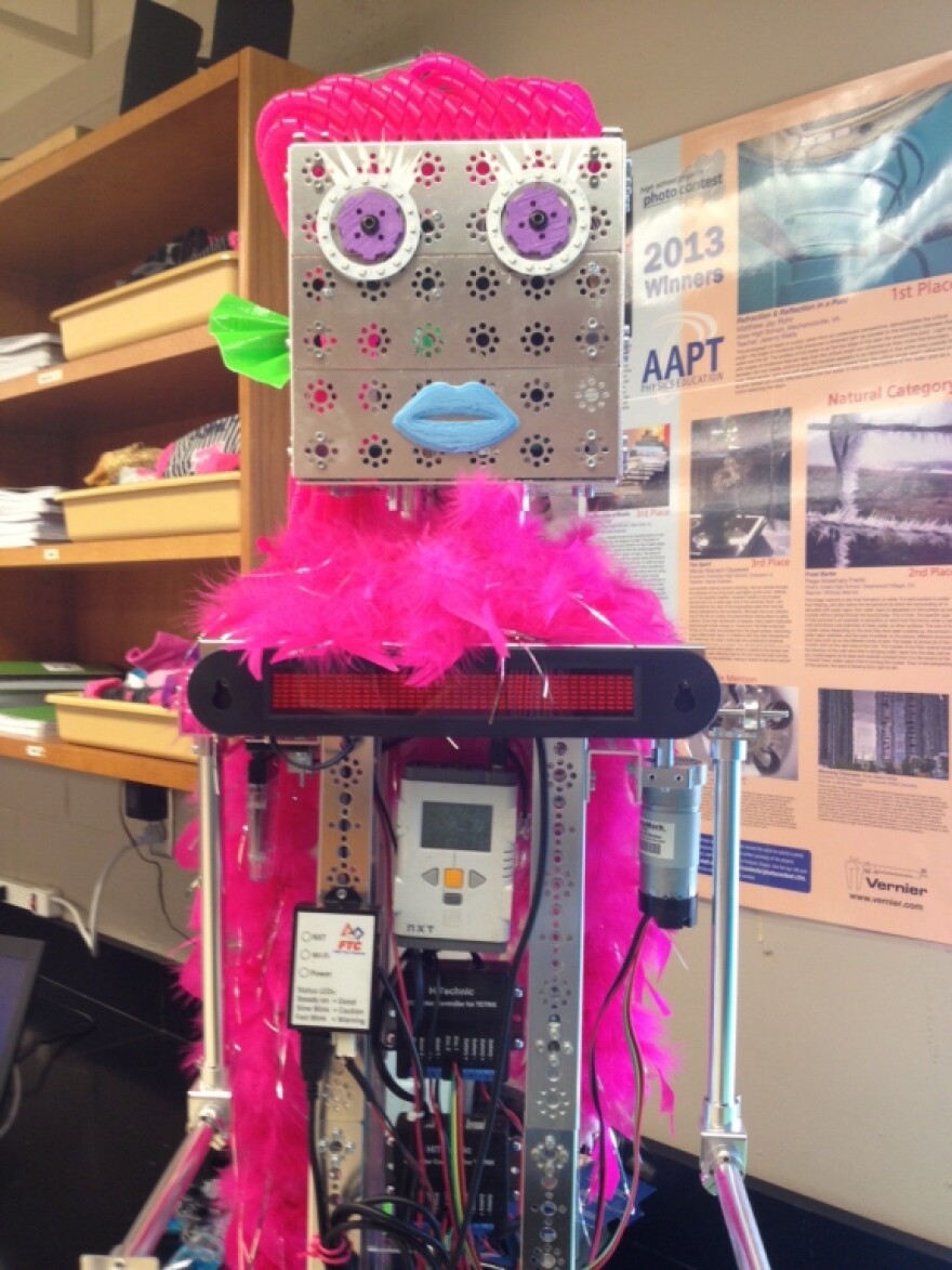 Ellie the Robot