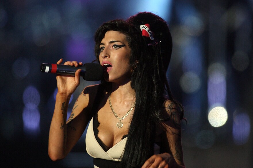 Amy Winehouse performs during the 46664 concert in celebration of Nelson Mandela's life at Hyde Park on June 27, 2008 in London.