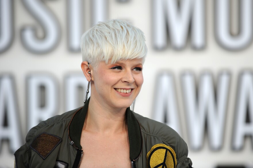 Swedish recording artist Robyn arrives at the 2010 MTV Video Music Awards in Los Angeles on Sept. 12, 2010.