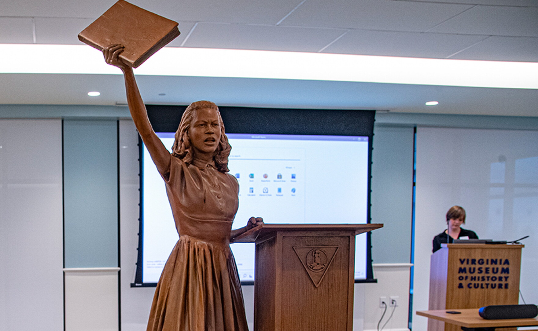 Barbara Ronse Barbara Rose Johns statue design unveiled